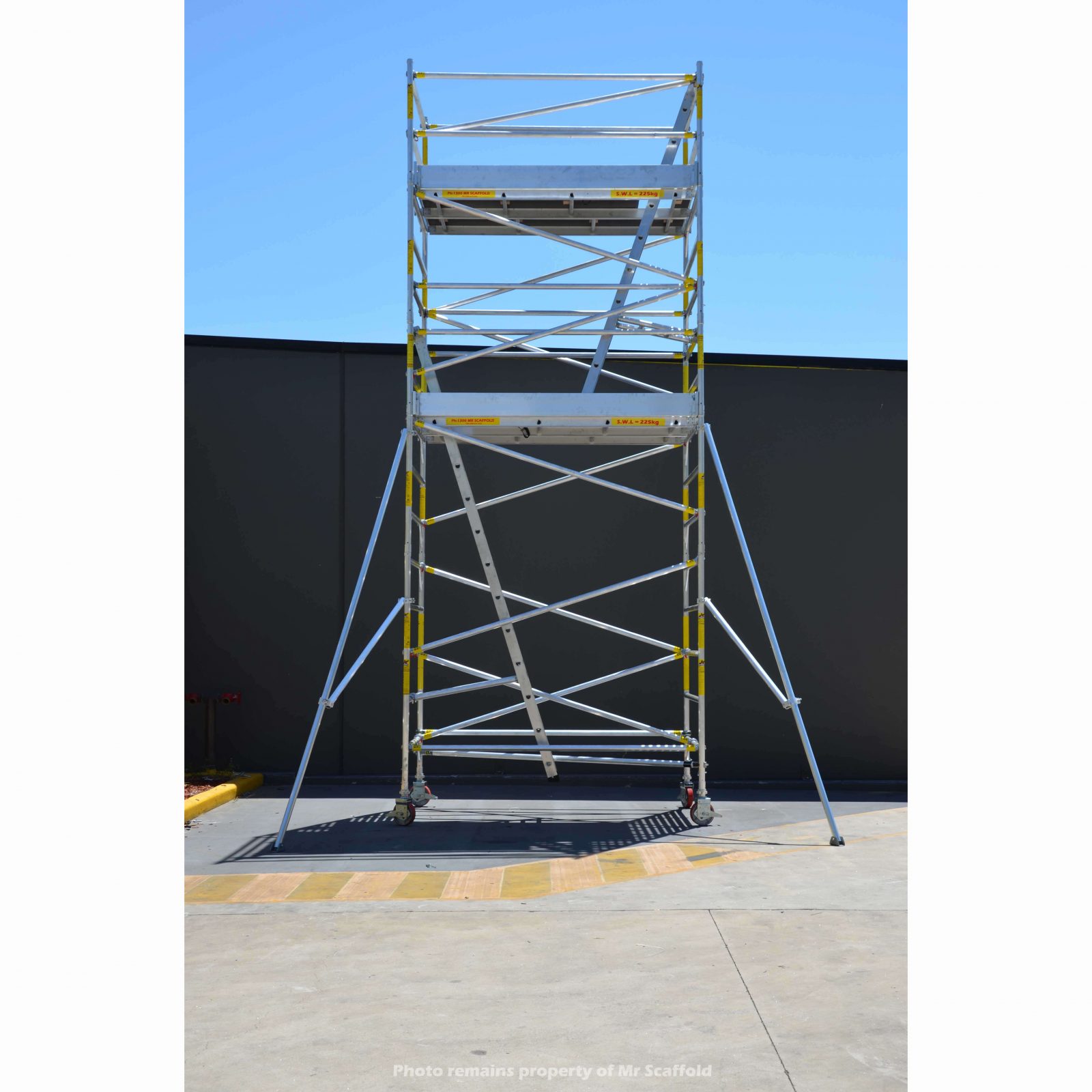 five metre double width two level mobile tower