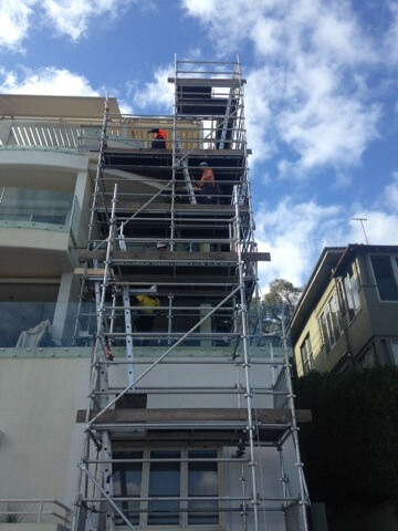 point piper scaffold over glass safety