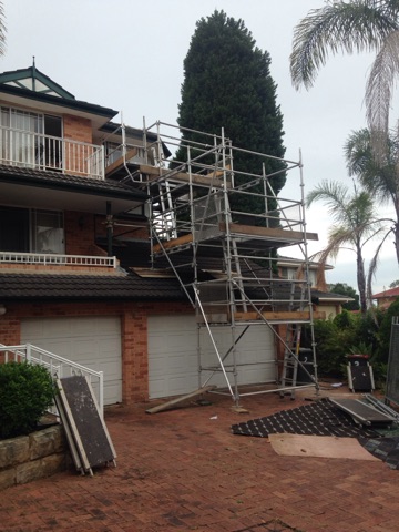 scaffold over garage